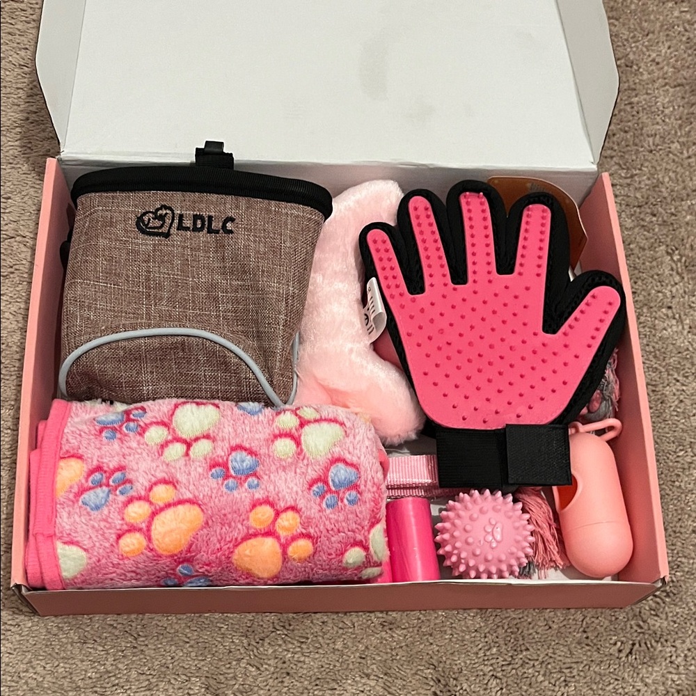 Pink Pet Kit with Glove and Toys in Beautiful Pink Box - Picture 3 of 11